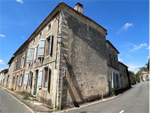 maison ancienne à la vente -   16140  AIGRE, surface 167 m2 vente maison ancienne - UBI480910382
